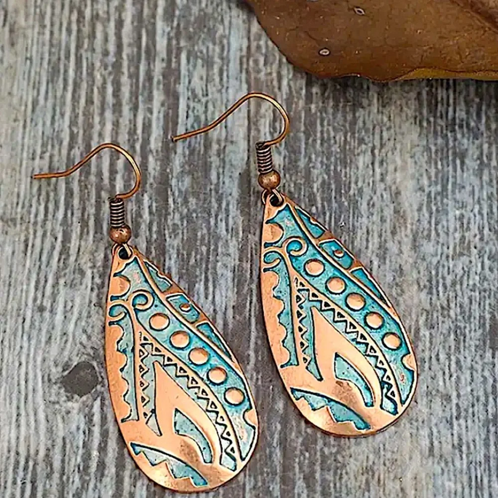 Etched Copper Boho Earrings, with bronze color Tribal Vintage
